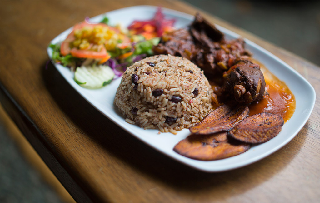 3 Auténticas Recetas Caribeñas de Costa Rica para Cocinar en Casa