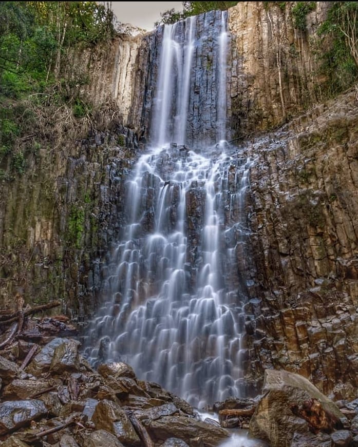 Salto del Ángel en Miramar, Costa Rica, vistas celestiales y caída vertiginosa