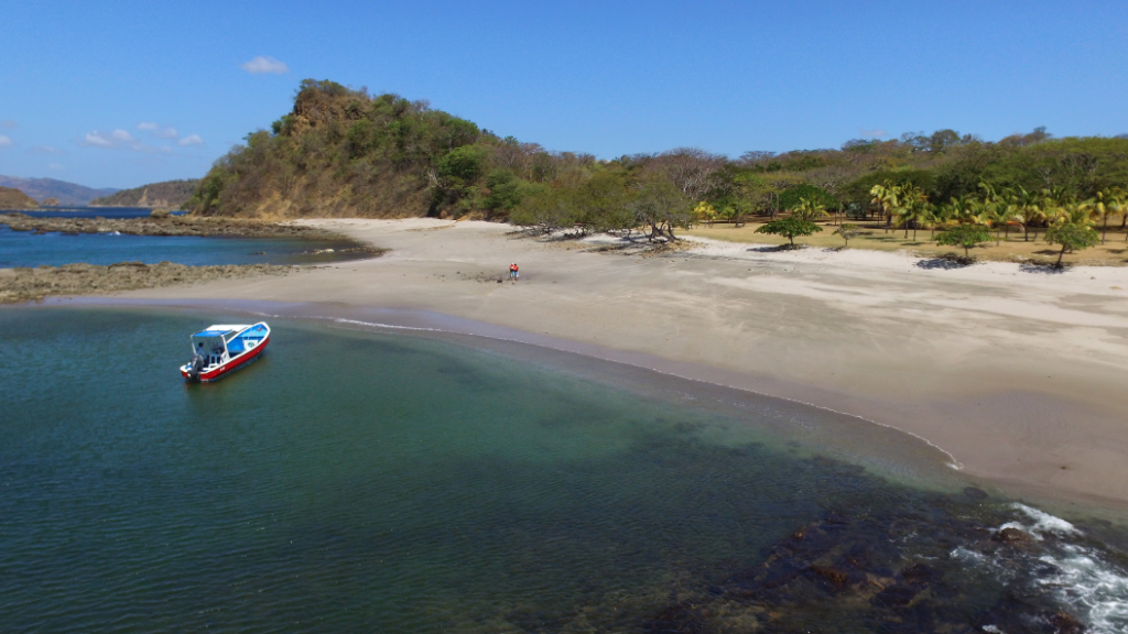 Atardecer en Playa Rajadita, Guanacaste
