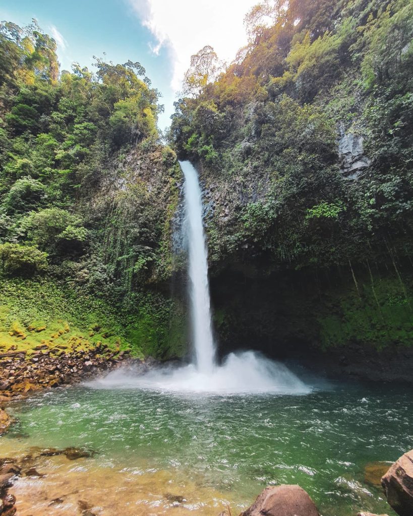 Catarata La Fortuna: Guía Completa para Visitar la Cascada en Costa Rica | Paseos Costa Rica