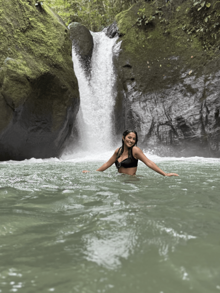 Cascada El Pavón en Ciudad Cortés de Osa | Ecoturismo en Costa Rica