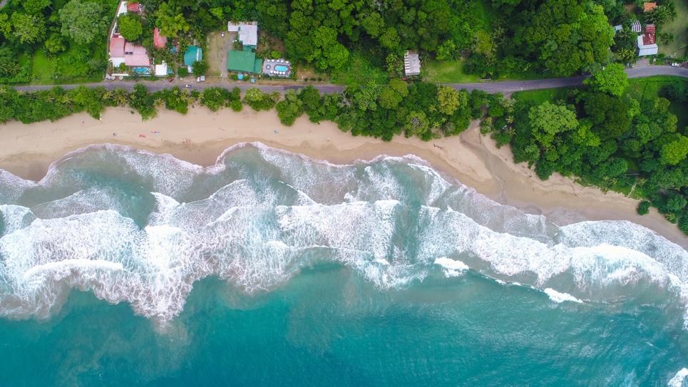 Playa Cocles Caribe Sur: Guía Completa de la Joya Costarricense