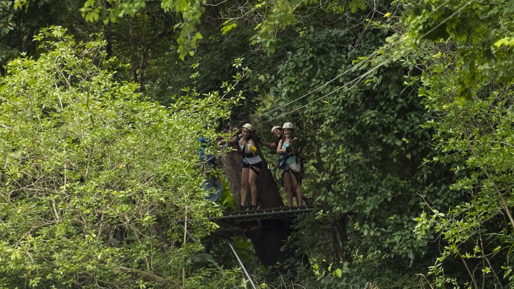 Tour de canopy sobre el Río Salto en Guanacaste