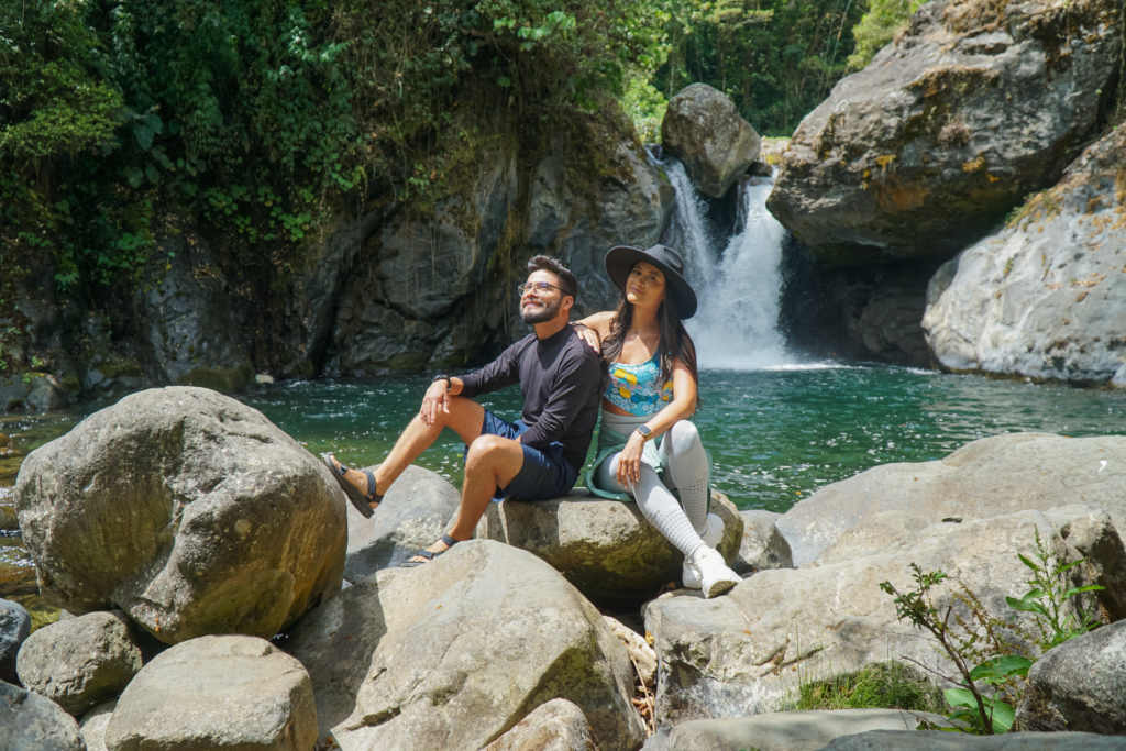 Catarata El Pocerón en Copey de Dota, Costa Rica