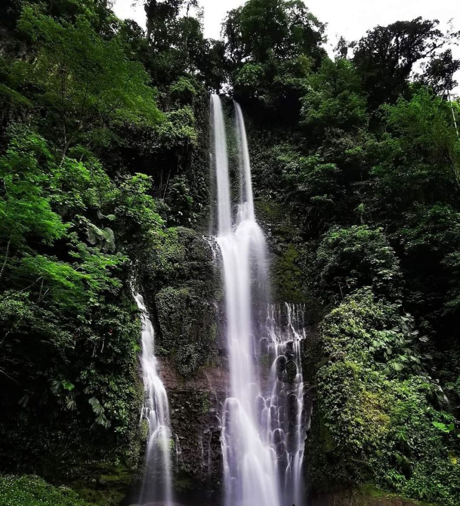 Mirador El Gran Cañón del Toro y cascadas